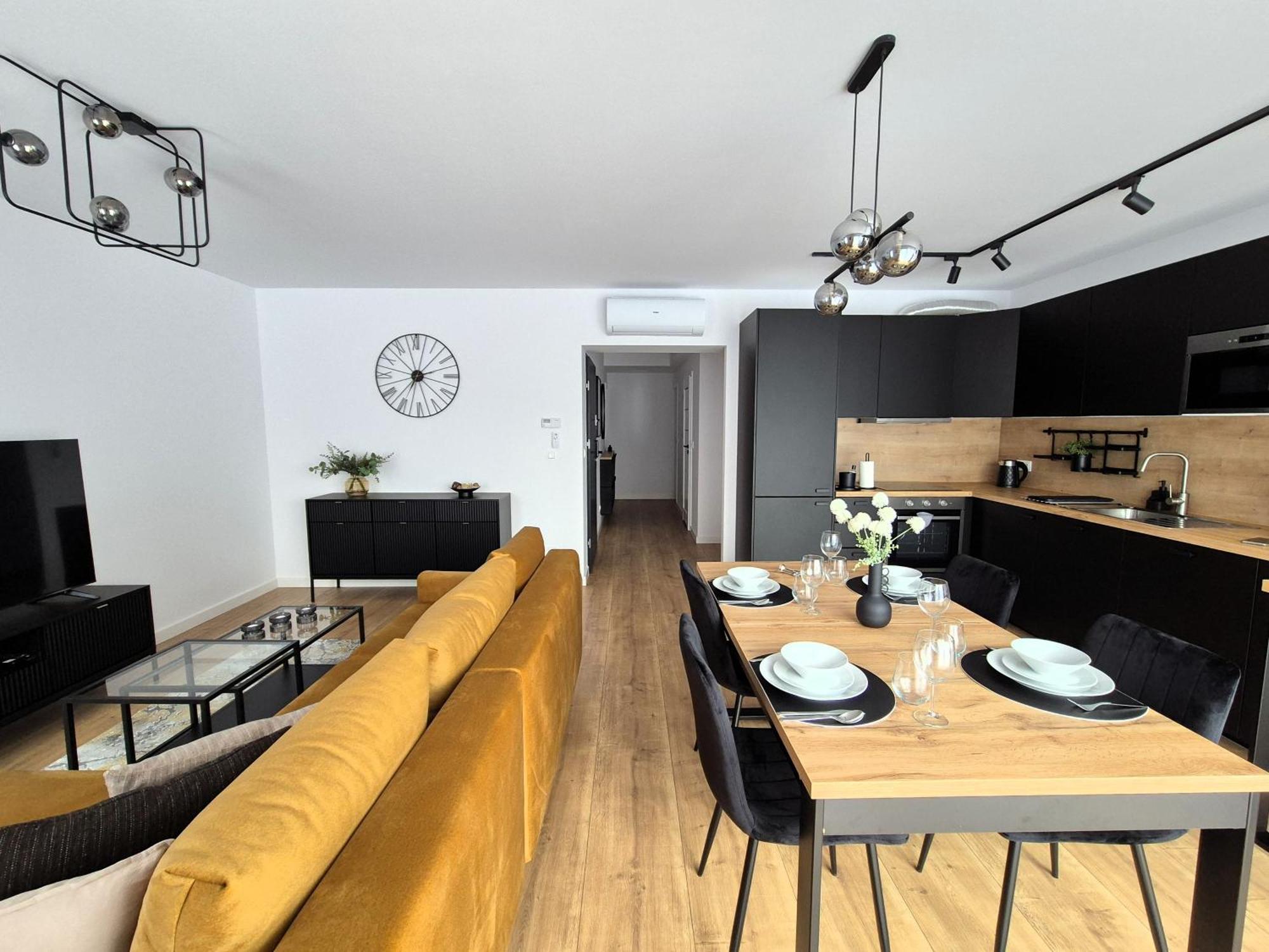 פוזנן Willa Raclawicka Apartments מראה חיצוני תמונה