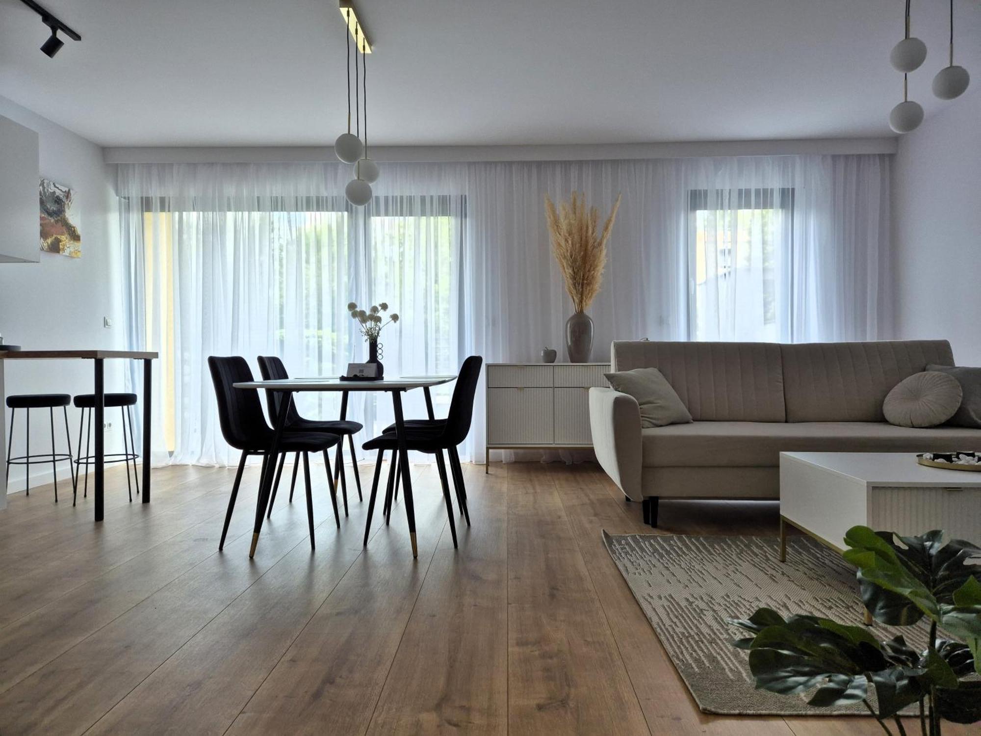 פוזנן Willa Raclawicka Apartments מראה חיצוני תמונה